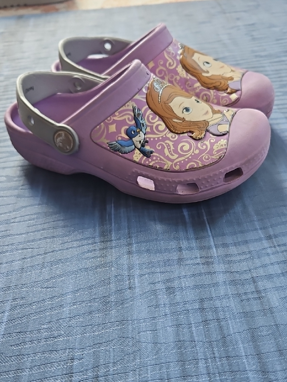 Sofia the First Kids Croc Sandals - Picture 6 of 7